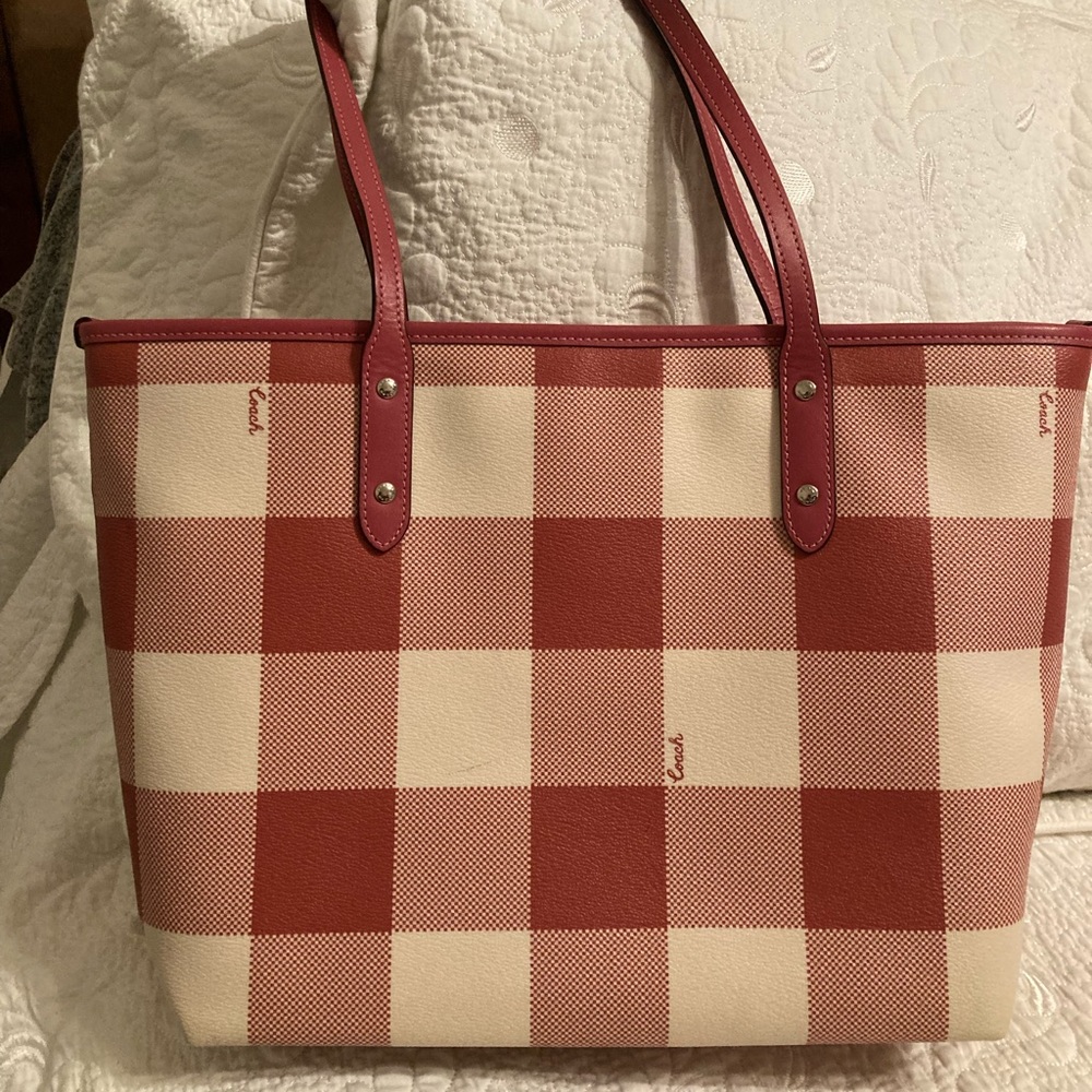 *** SOLD SOLD SOLD ***NWOT-COACH GINGHAM TOTE- signature - Picture 15 of 16